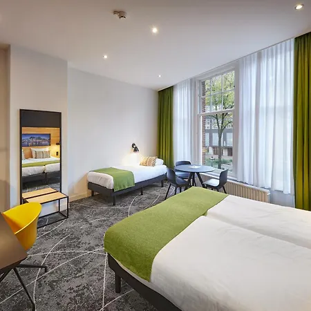 Nova Hotel